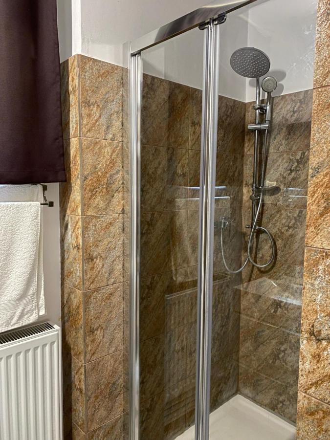 Skay Loft Bed & Breakfast Brasov Bagian luar foto