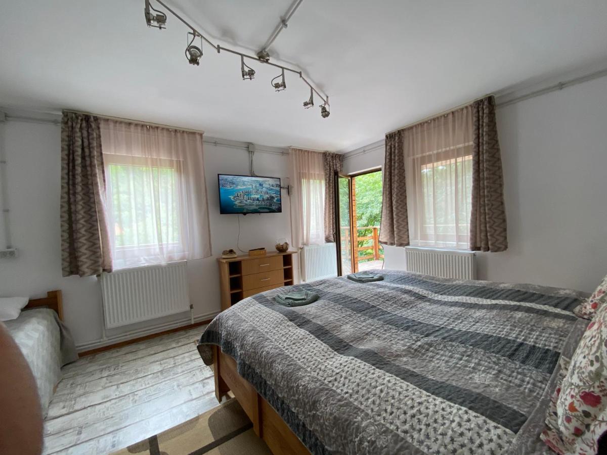 Skay Loft Bed & Breakfast Brasov Bagian luar foto